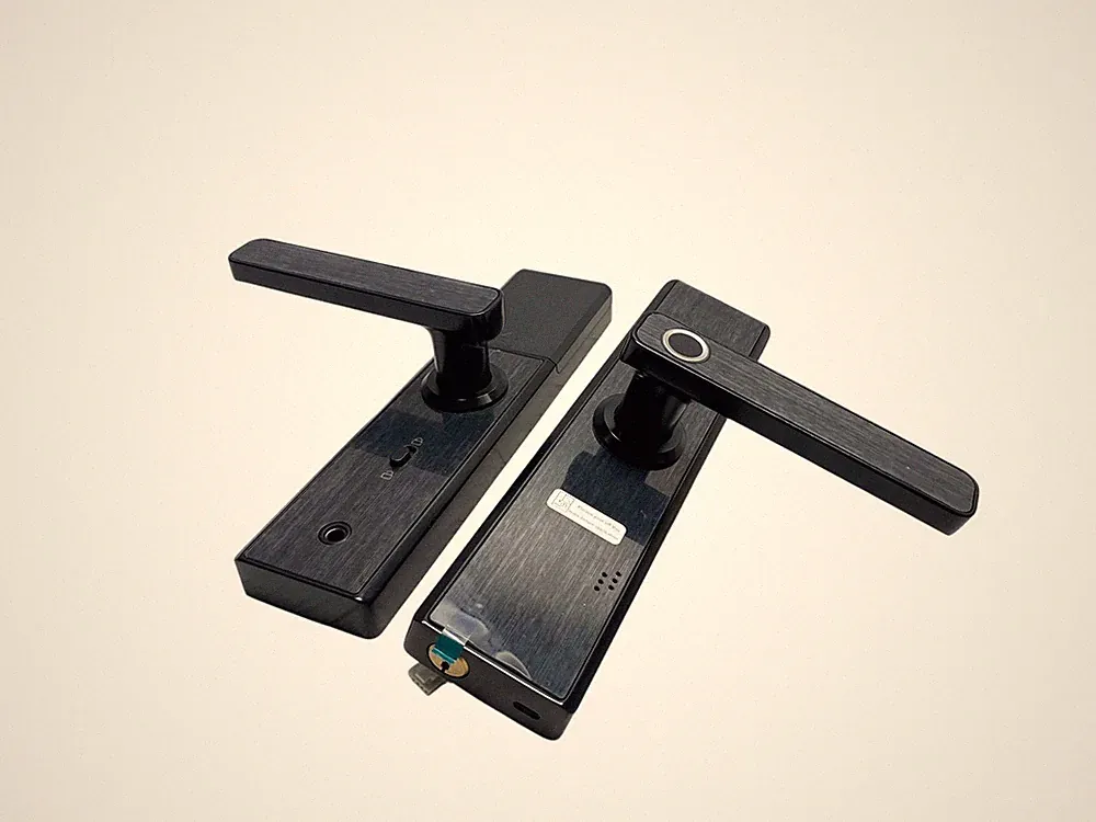 Intelligentes Türschloss JJ. Accessory Tuya WiFi B-WARE