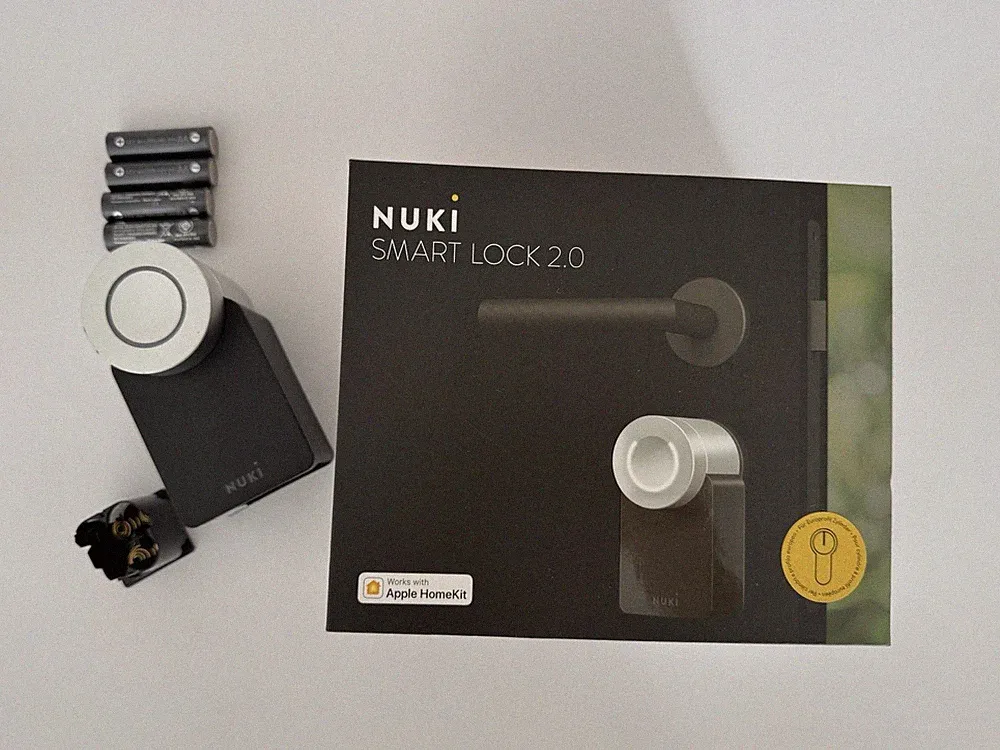 Nuki Smart Lock 2.0 inkl. eneloop pro Akkus - Gebraucht/Originalverpackt