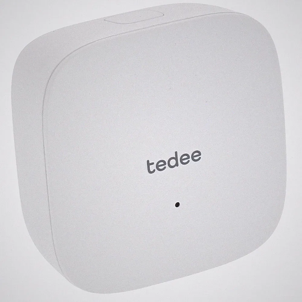 Tedee WLAN Bridge für Tedee Smartlock PRO weiß
