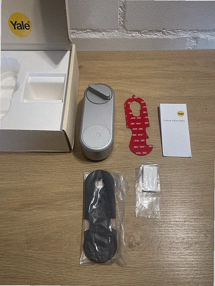 Yale Linus Smart Lock silber Türschloss gleichschließend elektronisch Bluetooth