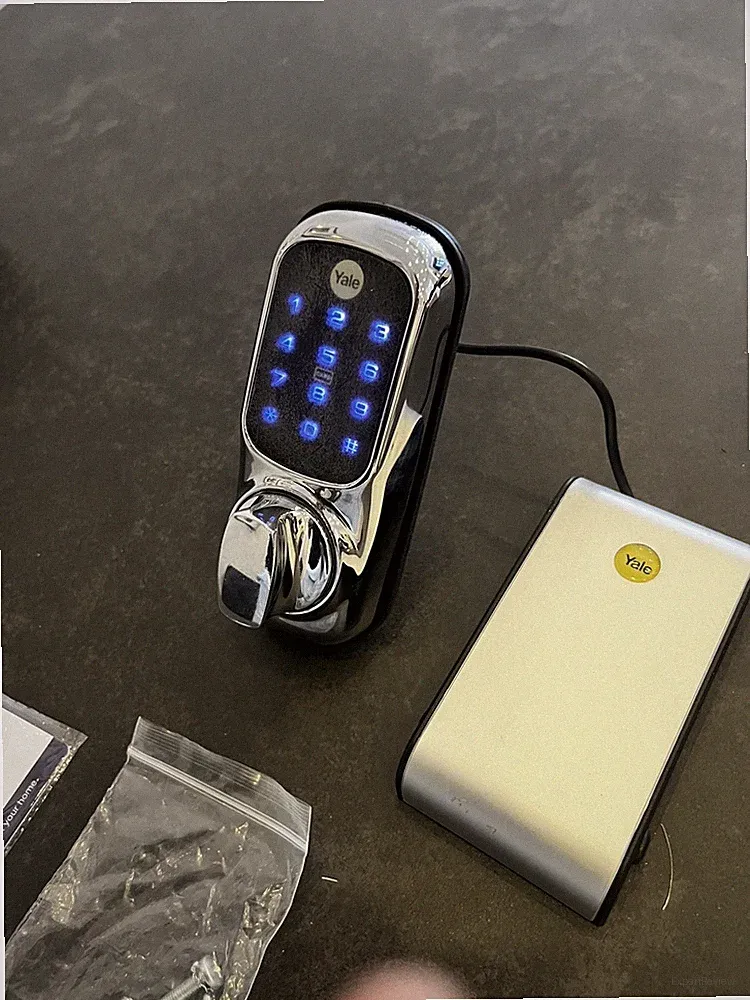 Yale Smart Türschloss Keyless